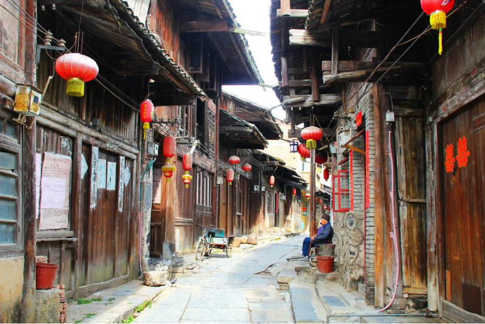 秒殺鳳凰、宏村等網(wǎng)紅古鎮(zhèn)，清靜人少還免費(fèi)