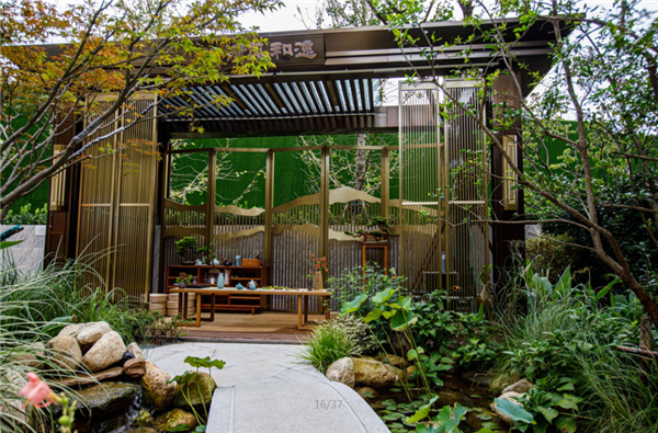 萬圣節(jié)別墅瘋玩圖鑒 為什么會過萬圣節(jié)的孩子更自信？