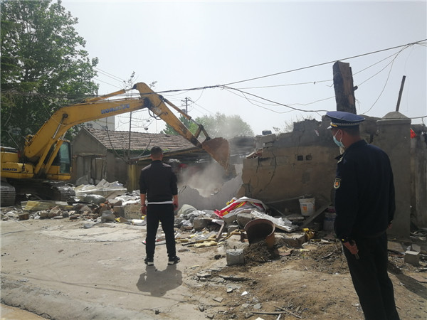 3000平米違建被拆除！嶗山區(qū)扎實(shí)快速有效推進(jìn)違建問(wèn)題