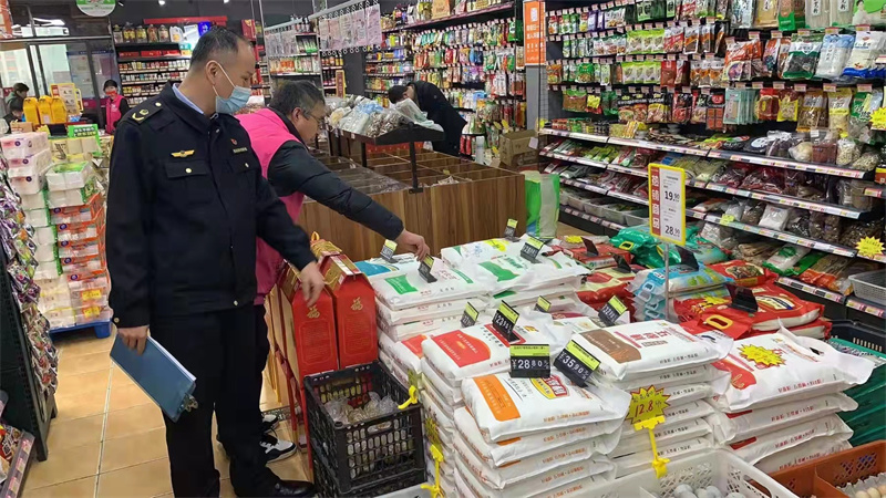 立案處罰2起，嶗山區(qū)市場監(jiān)督管理局開展糧食經(jīng)營單位專項整治行動