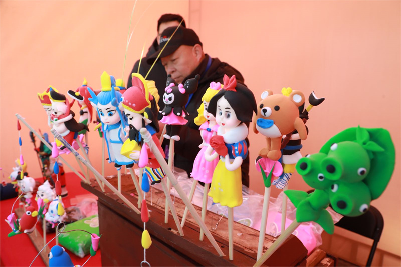 糖球會(huì)絕活之二：面塑絕活在糖球會(huì)上大放異彩，傳統(tǒng)技藝展現(xiàn)民俗魅力